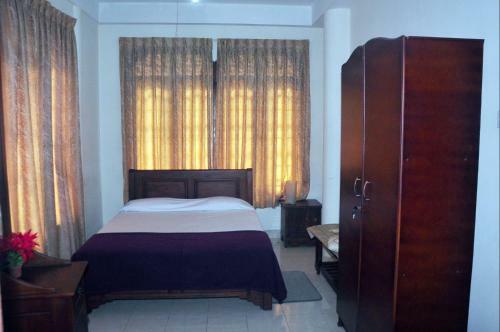 Hotel Power Zone Guest Inn