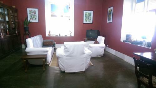 Hostal Riverston Holiday Guest House