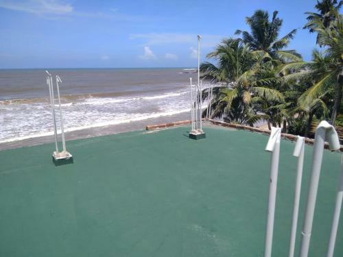 Hostal Himana Beach Resort