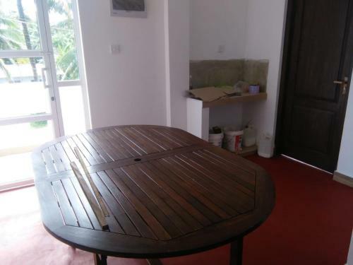 Hostal Himana Beach Resort