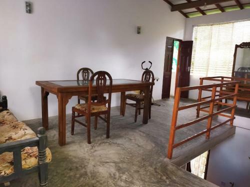 Apartamento Induwara Villa