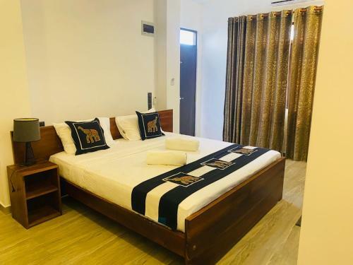 Hostal Kings Marine Sk Town