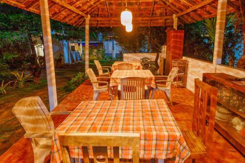 Hotel Talalla Leasure Gardern