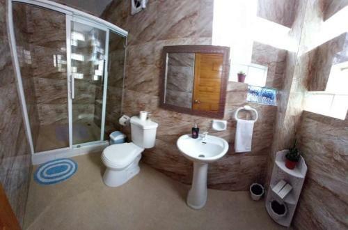 Hostal Blue Moon Inn And Pool Resort