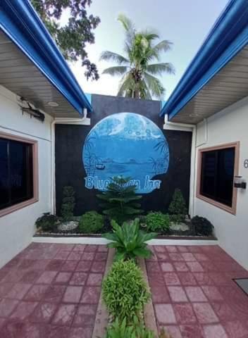 Hostal Blue Moon Inn And Pool Resort