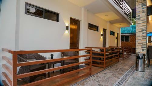 Hostal Amigos Dauin Hostel