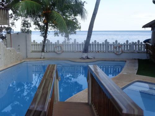 Hotel Island View Coastal Resort