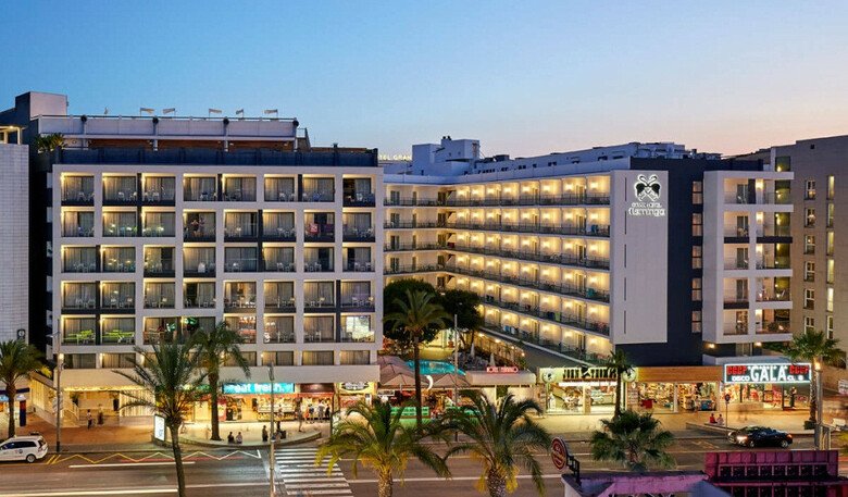 Gran Hotel Flamingo - Solo Adultos 18+
