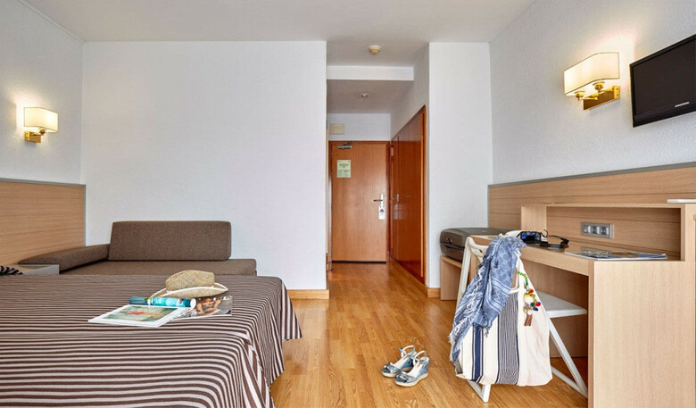 Gran Hotel Flamingo - Solo Adultos 18+