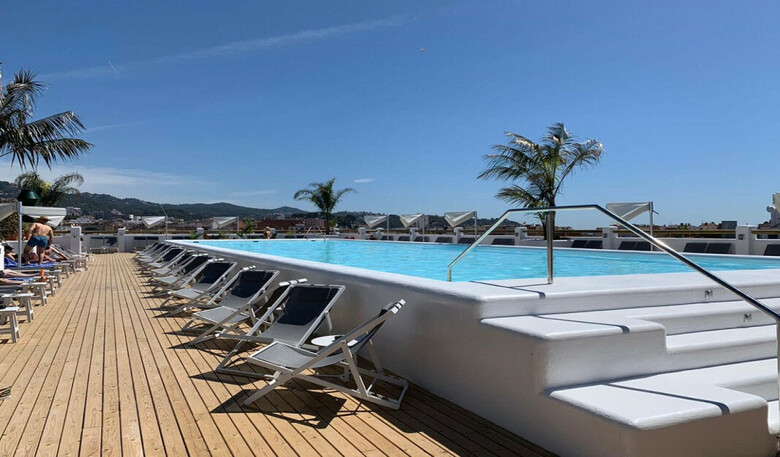 Gran Hotel Flamingo - Solo Adultos 18+