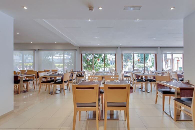 Hotel Garbi Park