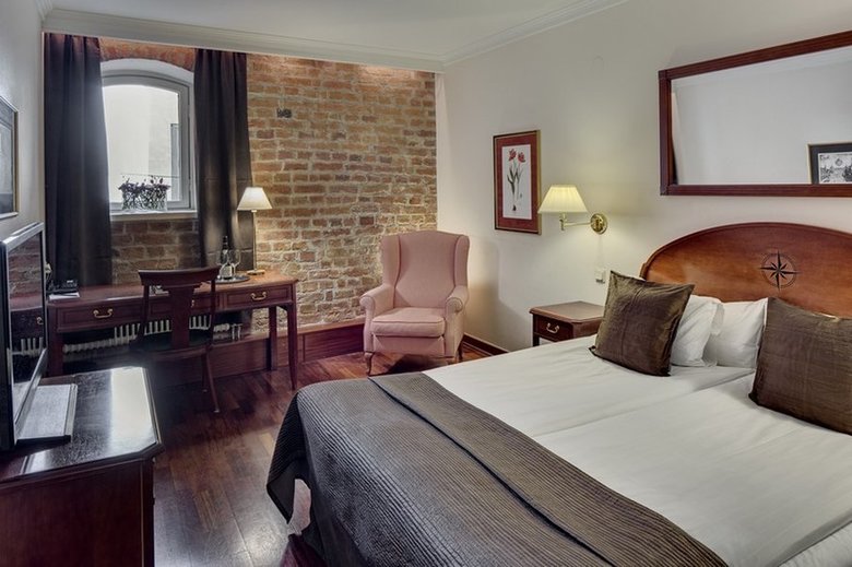 First Hotel Reisen