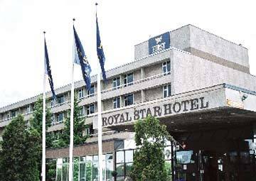 Hotel First Royal Star