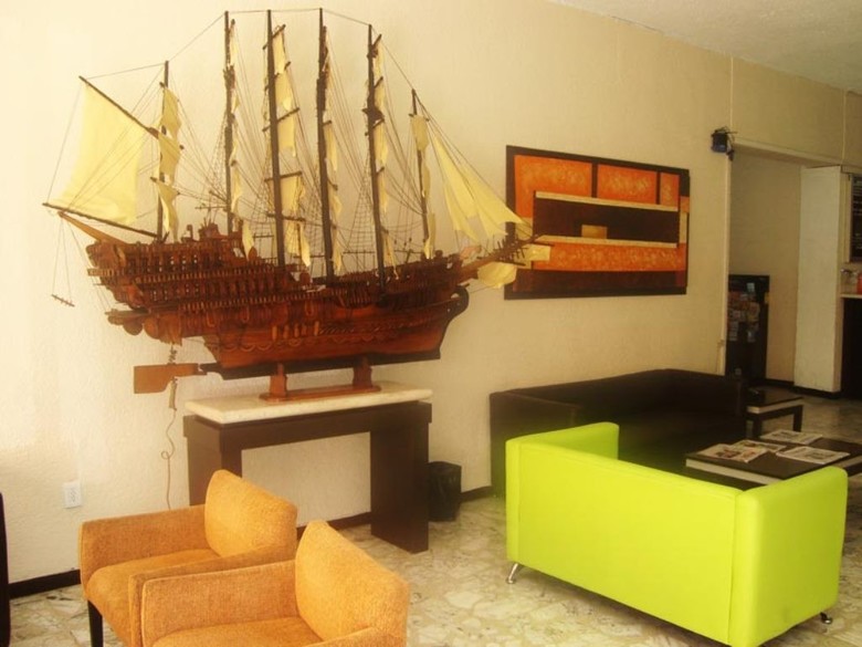Hotel Colon Express