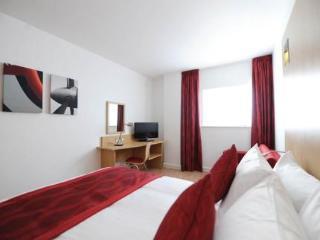 Hotel Ramada Encore London Luton Airport
