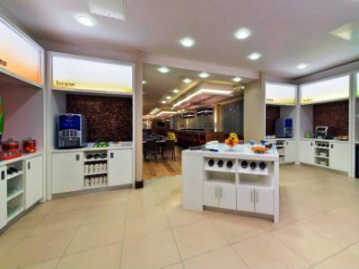 Hotel Hampton By Hilton Luton Airport