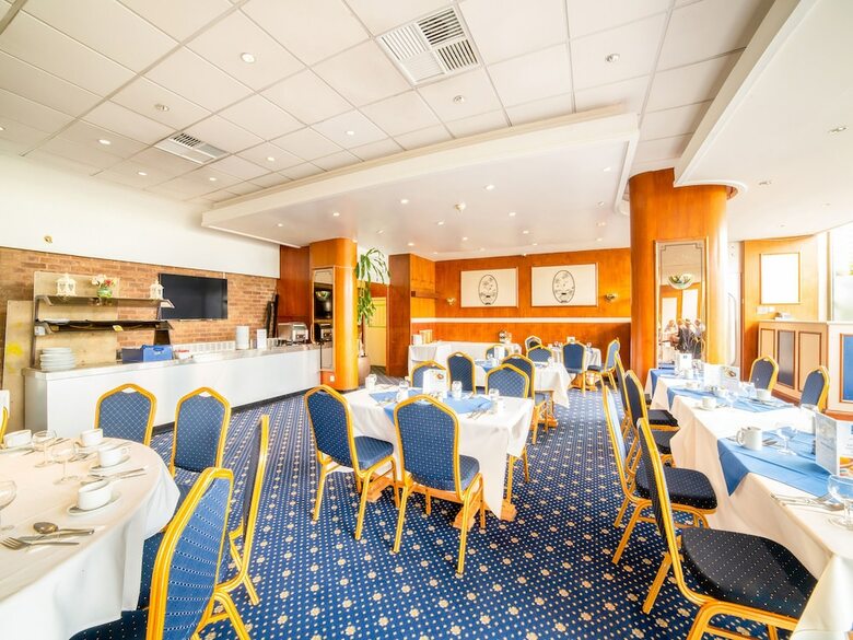 Chiltern Hotel, Luton Airport
