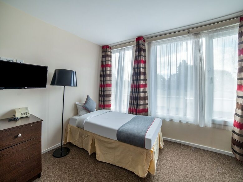 Chiltern Hotel, Luton Airport