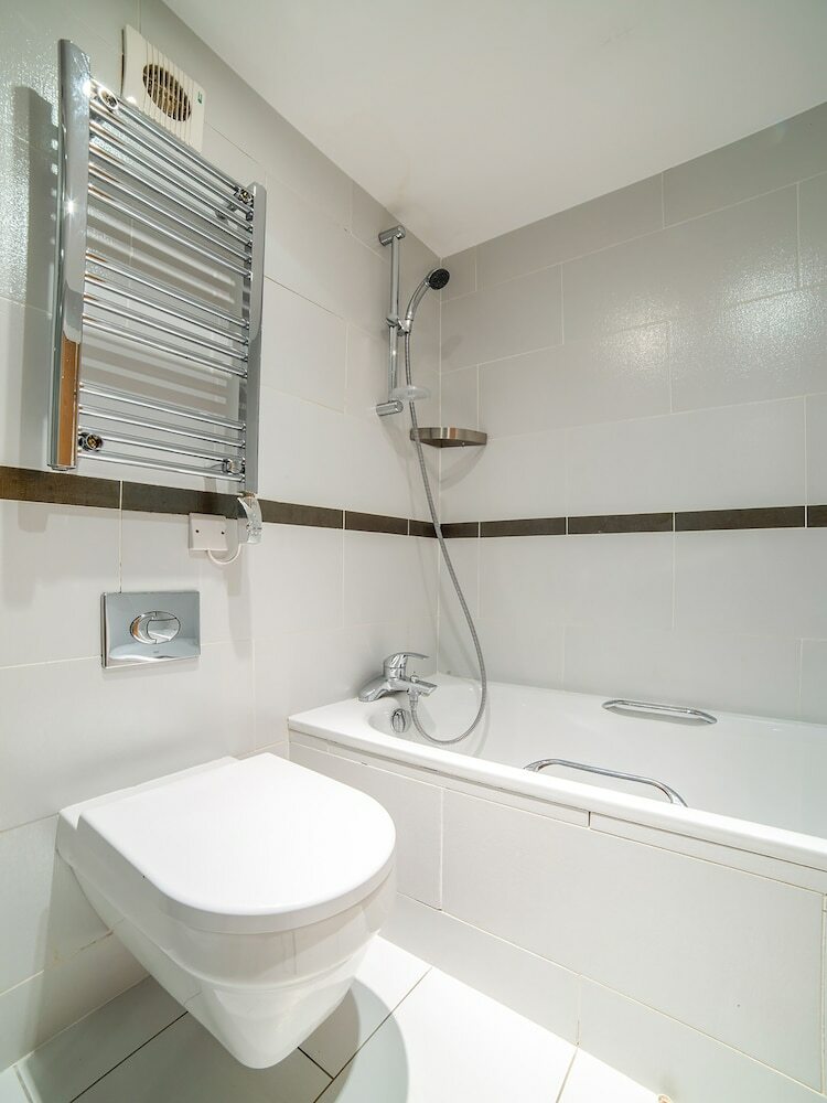 Chiltern Hotel, Luton Airport