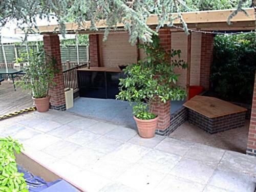 Hostal The Redlands Guesthouse