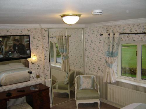 Midgley Lodge Motel & Golf Course
