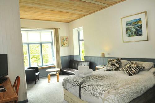 Broomhill Art Hotel