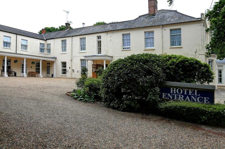 Best Western The Royal Chase Hotel