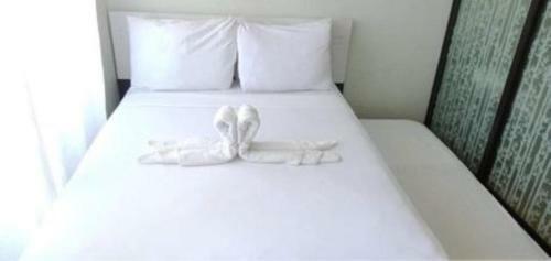 Aparthotel One Oasis By Alec, 3mins Walk Sm Mall,free Pool+wifi
