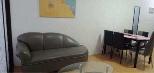 Aparthotel One Oasis By Alec, 3mins Walk Sm Mall,free Pool+wifi