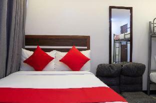 Hotel Vaccinated Staff - Oyo 165 Circle-b Apartelle & Suites