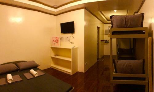 Hostal Ohana Guesthouse