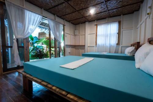 Albergue Single Fin Siargao