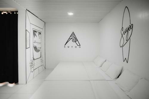 Bed & Breakfast Suyog Life Siargao