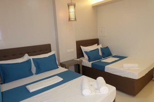 Laule'a Hostel