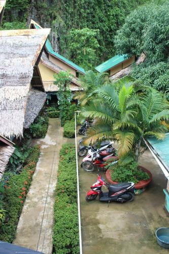 Cliffside Cottages
