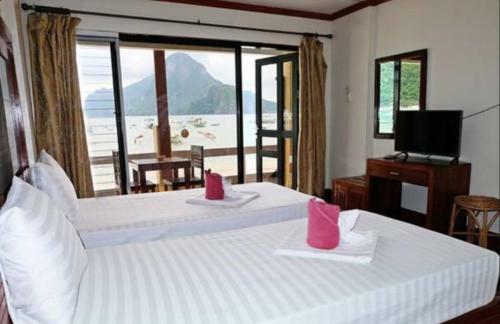 El Nido Beach Hotel