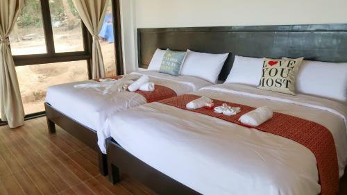 Moon Beach Villas El Nido