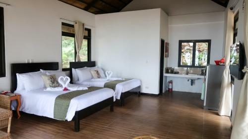 Moon Beach Villas El Nido
