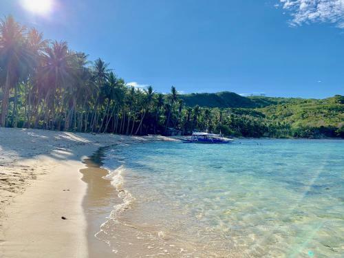 Moon Beach Villas El Nido