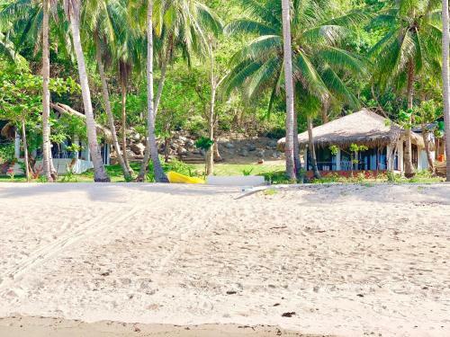 Moon Beach Villas El Nido