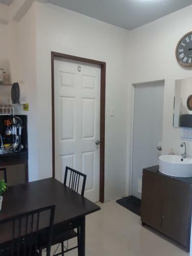 Unit 5 At Zone 19 Apartment- 3bedroomunit