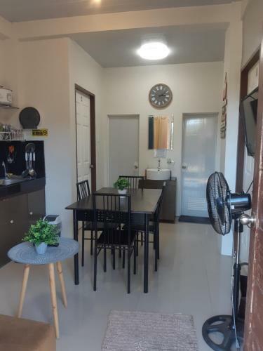 Unit 5 At Zone 19 Apartment- 3bedroomunit