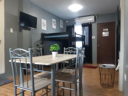 Zone 19 Apartment (huge Studio Unit)