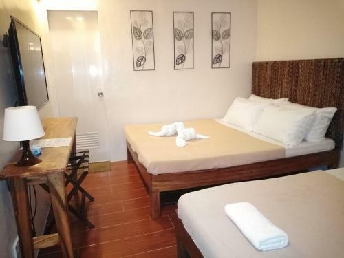 Hotel Thirdys Tourist Inn
