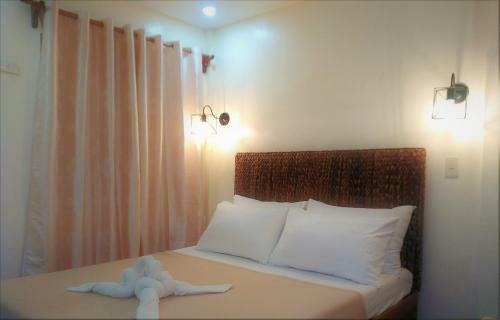 Hotel Thirdys Tourist Inn