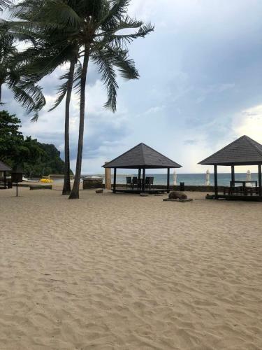 Anvaya Cove Beach And Nature Club