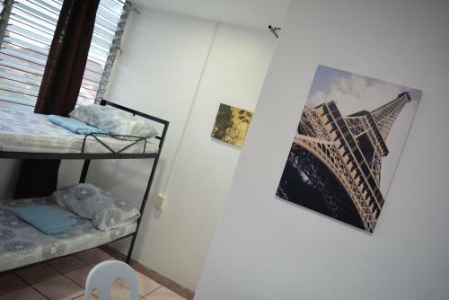 Hostal Barakada Budget Room