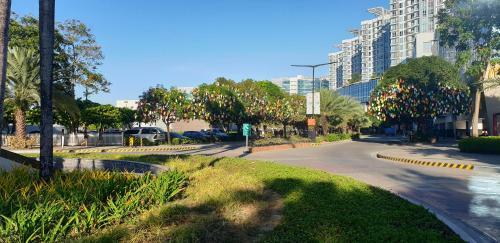 Apartamento Mactan Newtown With Sun Set And Garden View