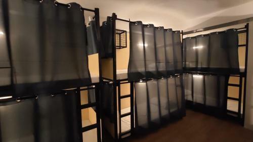 Nomad's Hub - Best Value Co-living Hostel