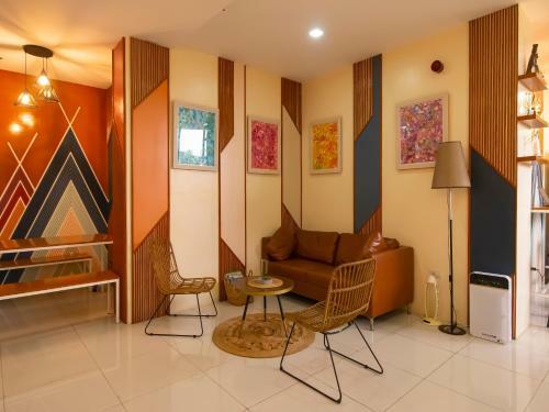Hotel Vaccinated Staff - Oyo 832 The Teepee Place Hostel & Residence Inn